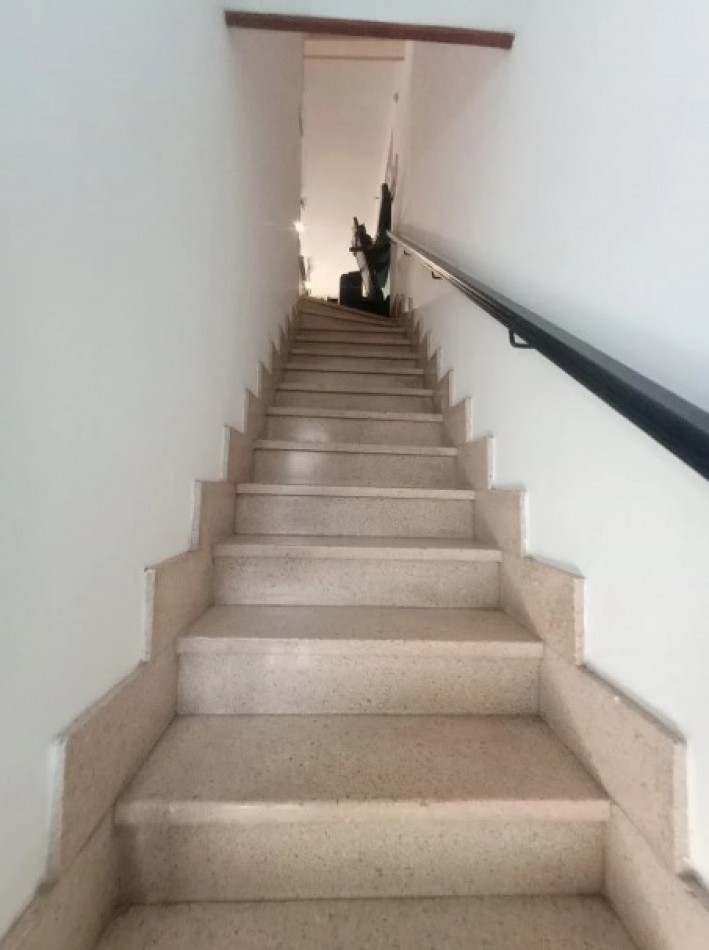 VENTA - CASA PLANTA ALTA TRES DORMITORIOS